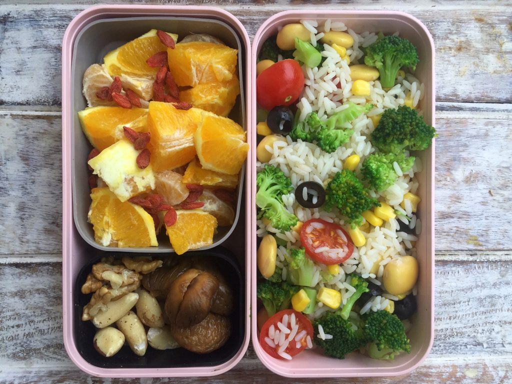 schiscetta: insalata di riso, broccoli e lupini