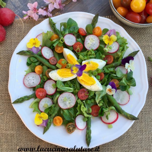 insalata con uova e asparagi
