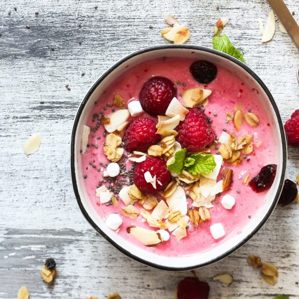 smoothie bowl, frullato in ciottola