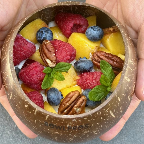 overnight porridge con crema di mandorle colazione estiva